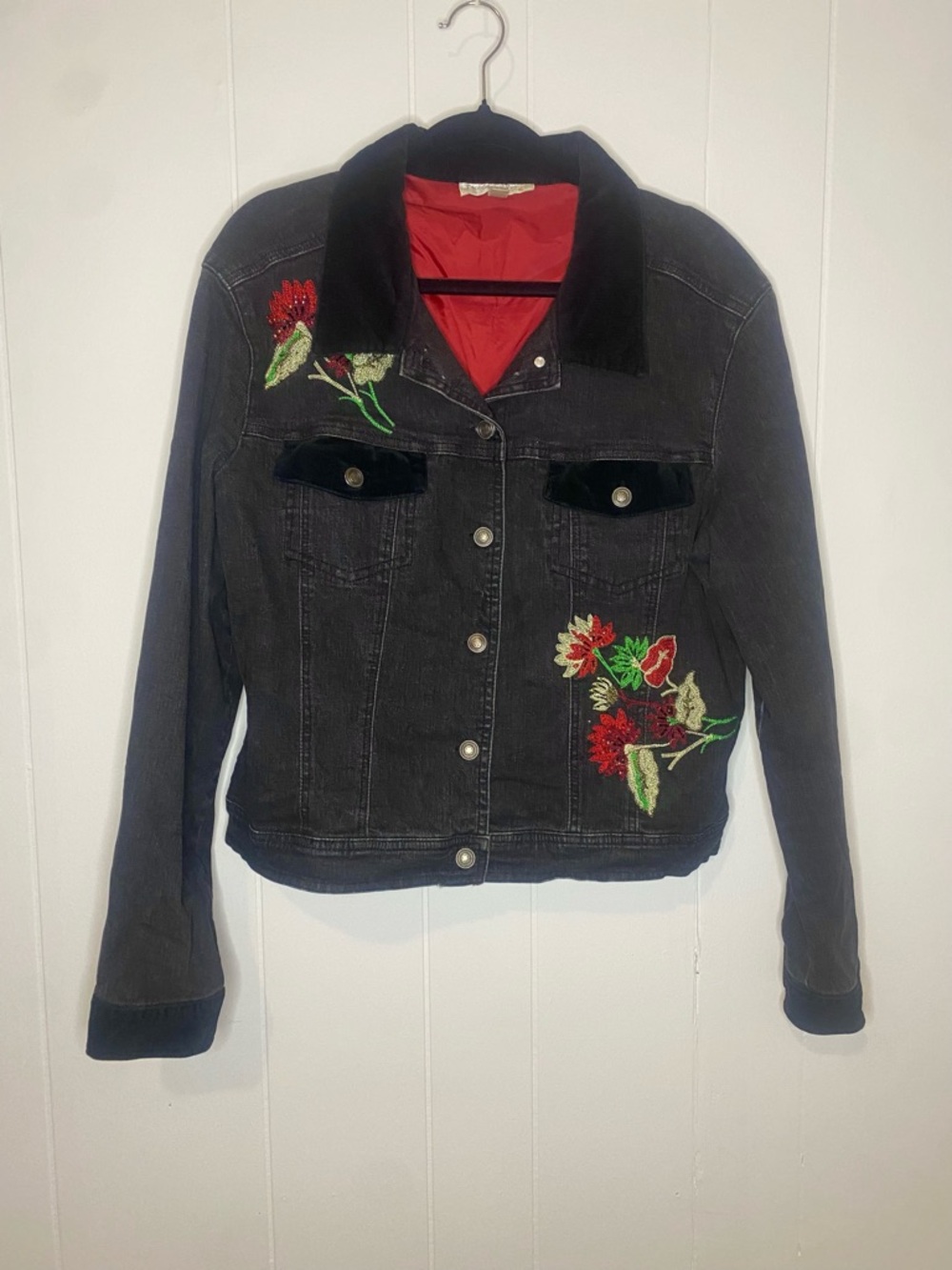 Prospirit Black Denim Jacket with Red Floral Embroidery